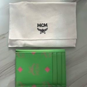 MCM logo card Case